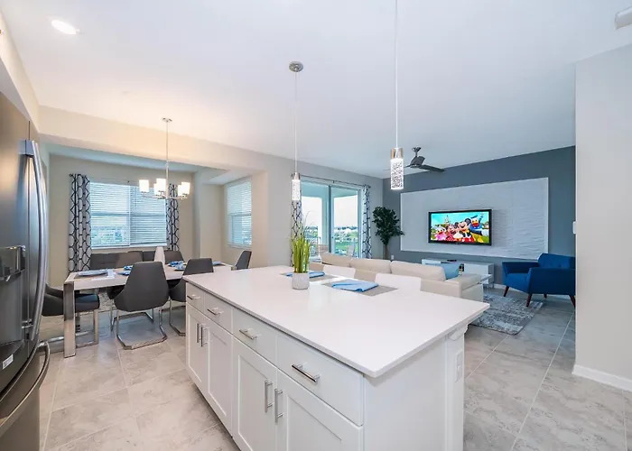 3151-307Be Storey Lake, Condo 2/2 Lake View